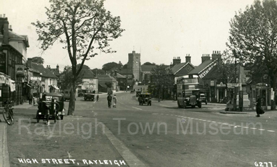 picture of rayleigh high street